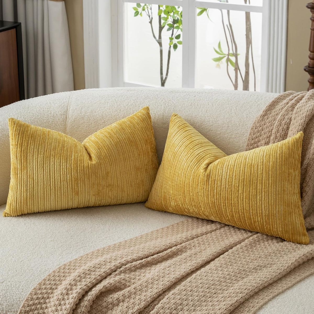 Lot de 2 housses de coussin en chenille jaune 30 x 50 cm