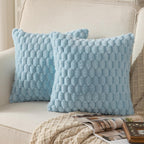 Lot de 2 housses de coussin en fausse fourrure bleu pâle 40 x 40 cm